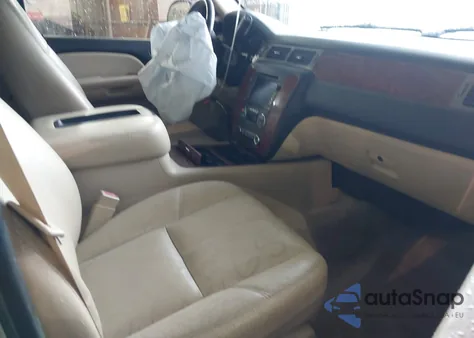 2008 Chevrolet Tahoe Ltz from USA, damaged, VIN 1GNFK13048R133915